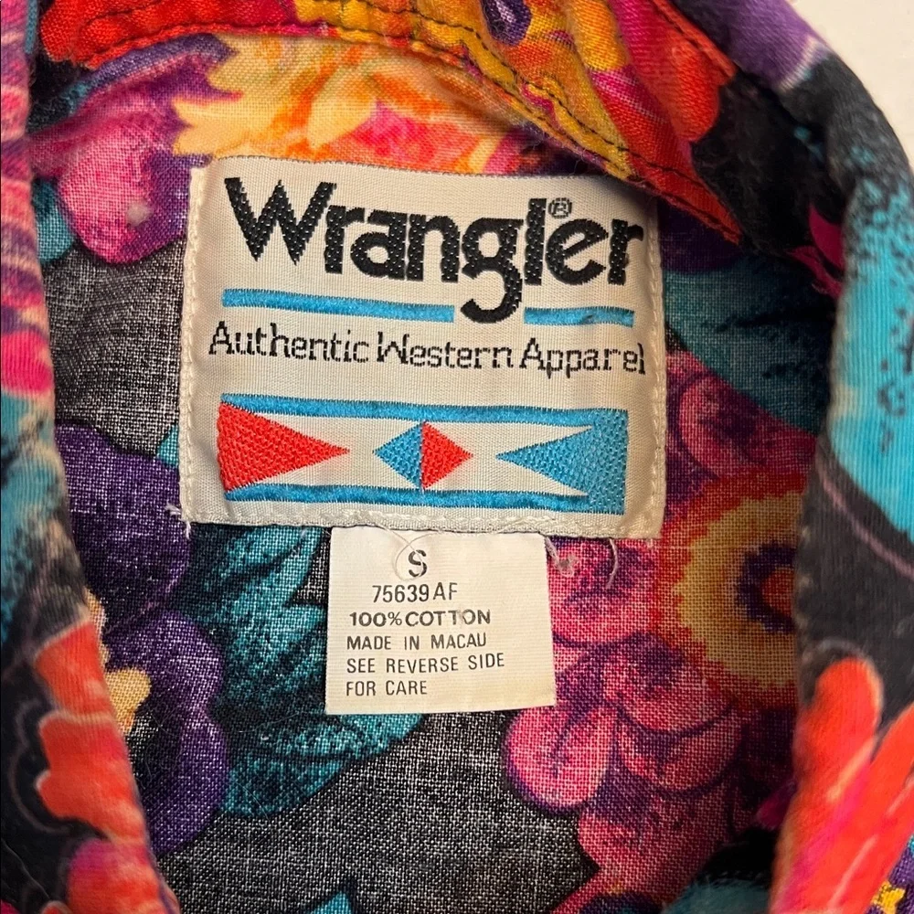 VINTAGE WRANGLER 80’s WESTERN FLORAL LONG SLEEVE BUTTON DOWN TOP SMALL - Picture 2 of 16